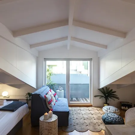 Beautiful Loft Downtown