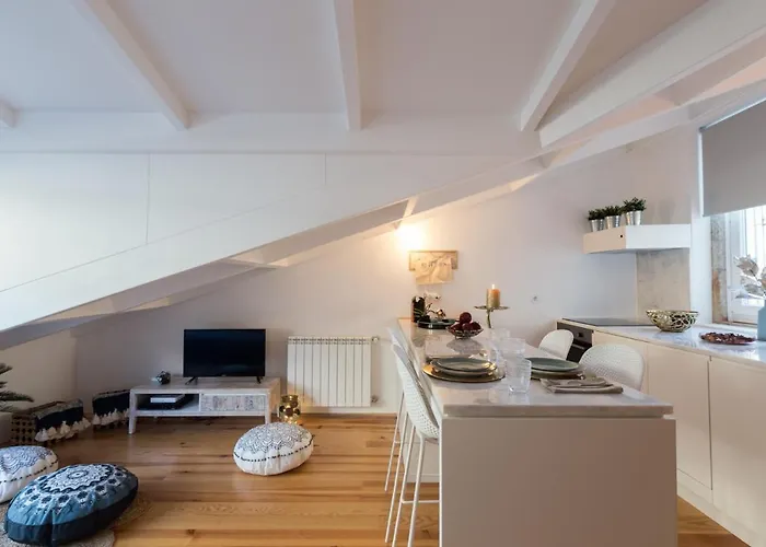 Beautiful Loft Downtown