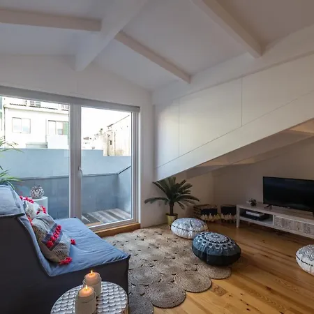 Beautiful Loft Downtown Oporto