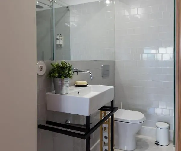 Beautiful Loft Downtown דירה